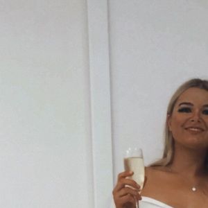 Meet your Posher, Maegan